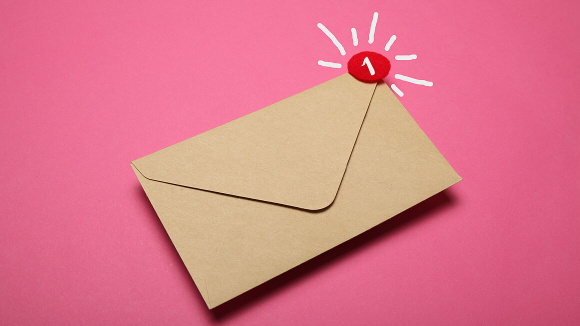 Newsletter notification, subscribe email. Information message, marketing envelope